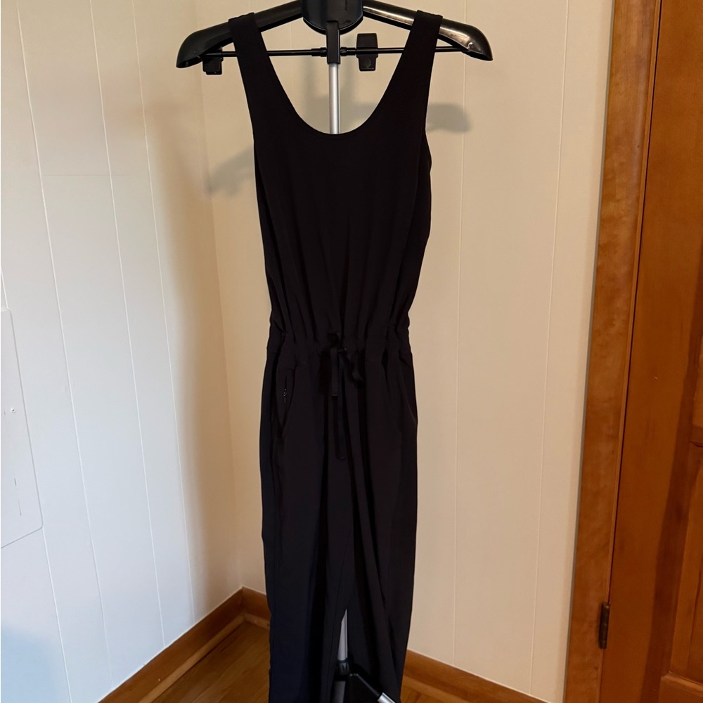 Patagonia cross back jumpsuit in black, size small